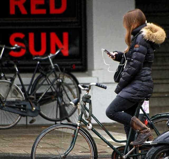 fietsen met smartphone