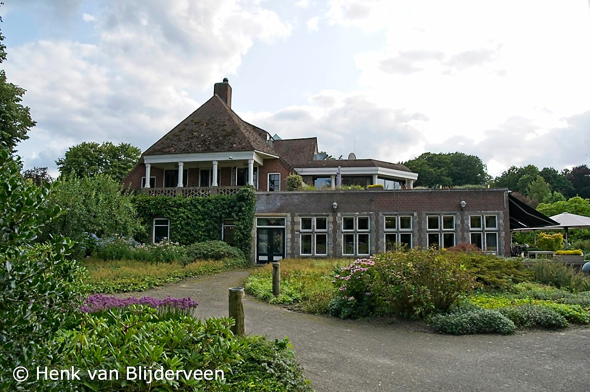 Hotel de Wilmersberg is een rustiek landgoedhotel in Twente, omgeven door natuur. De Lutte, The Netherlands, August 8, 2025