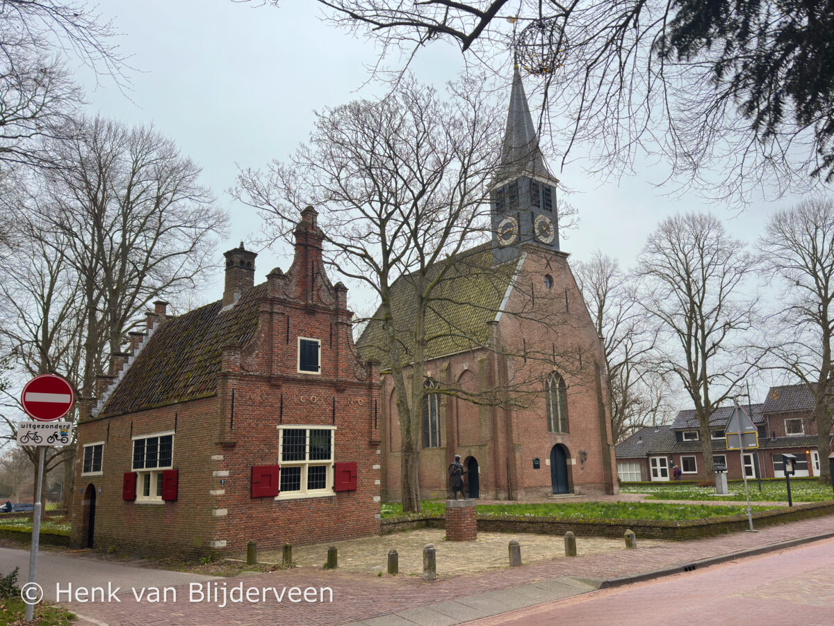 Raadhuis en Hervormde Kerk, Schoorl